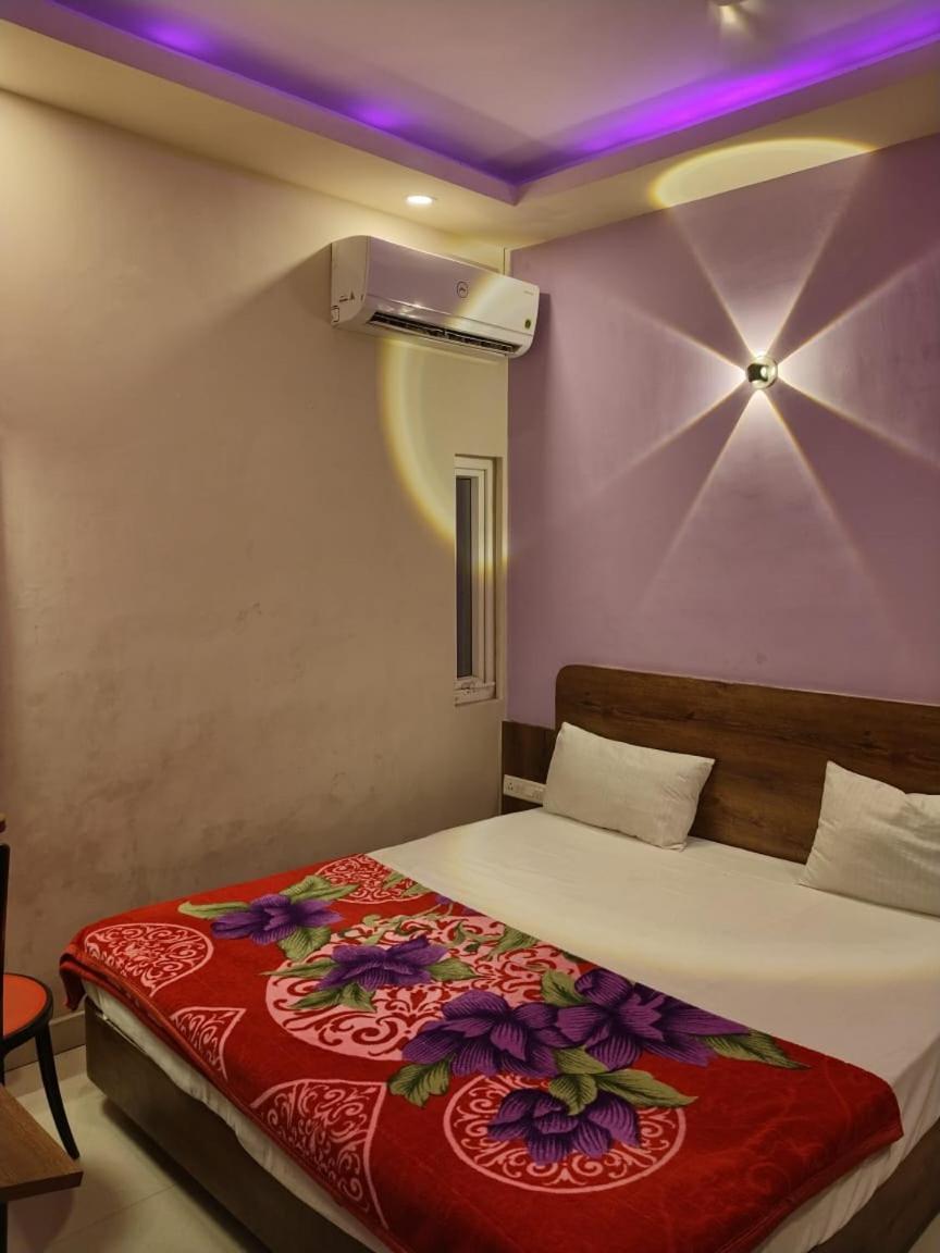 Hotel Greenland Luxury Пури Экстерьер фото